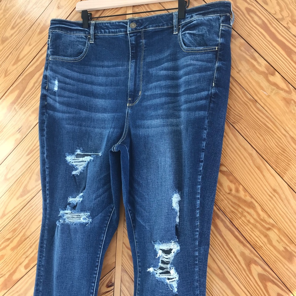 AE Super High Rise Jegging Distressed Dark Wash 22
